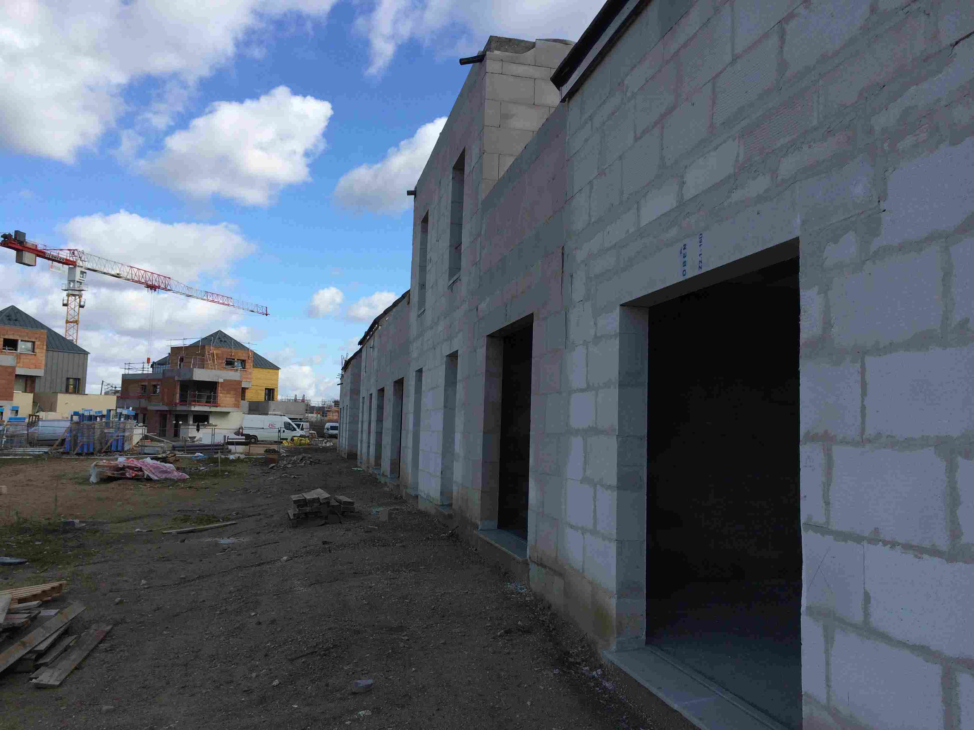 Lacroix Saint Ouen construction moderne